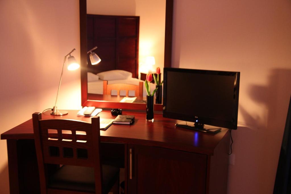 Hotel De Paris Tirana Cameră foto